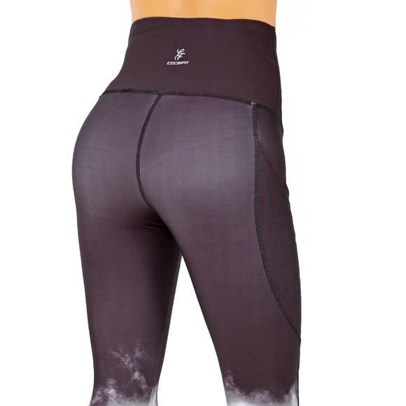 Capri Ombre Leggings - Picture 3 of 7